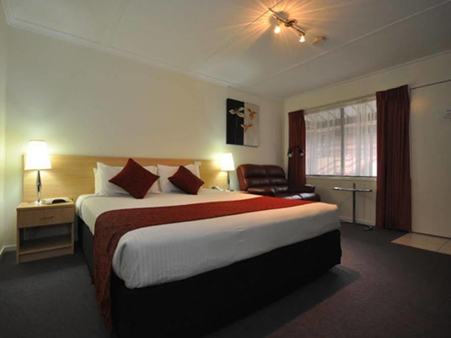 Edinburgh Motor Inn ワラガル エクステリア 写真